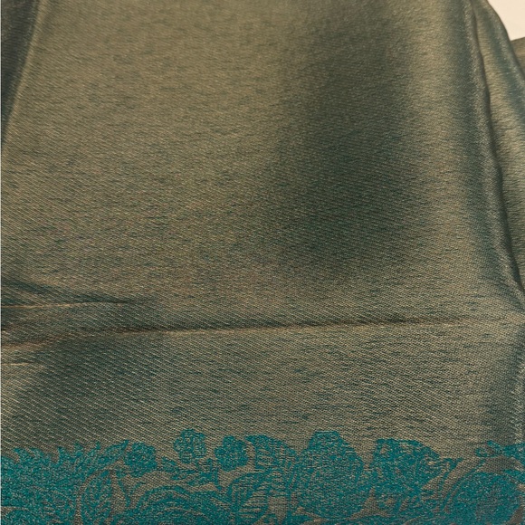 Reversible moonlight Shawl - Picture 12 of 14